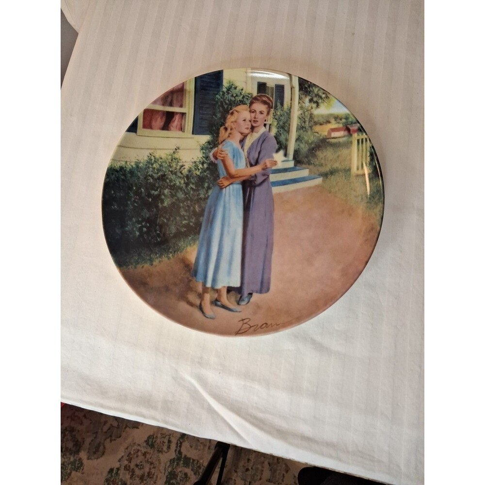 Knowles collector plate YOU'LL NEVER WALK ALONE COA with Box